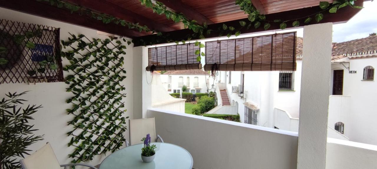 Apartamento Precioso Ático en Playa con Piscina Estepona Exterior foto