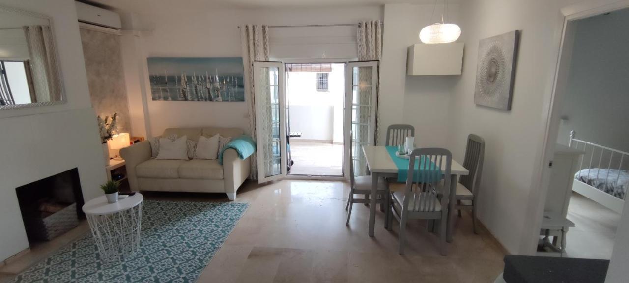 Apartamento Precioso Ático en Playa con Piscina Estepona Exterior foto