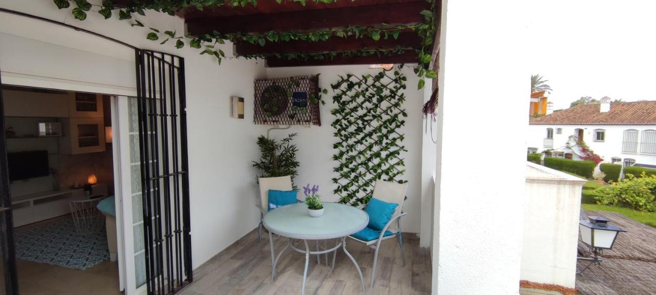 Apartamento Precioso Ático en Playa con Piscina Estepona Exterior foto