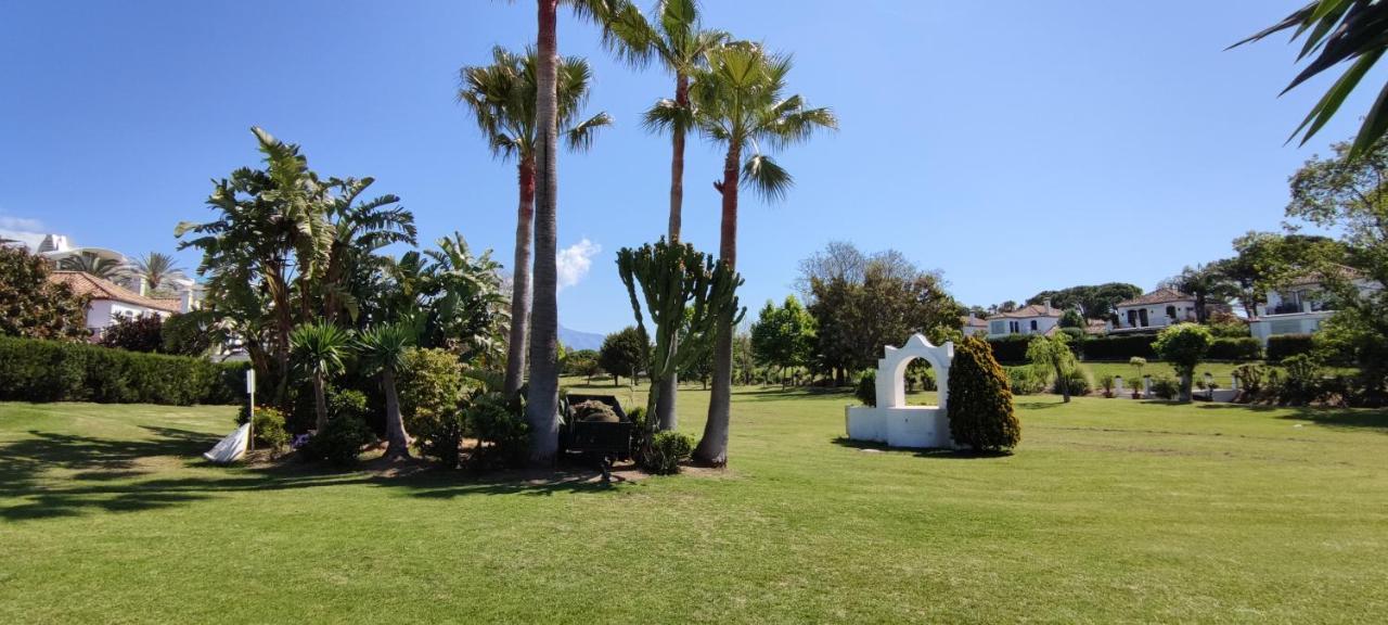 Apartamento Precioso Ático en Playa con Piscina Estepona Exterior foto