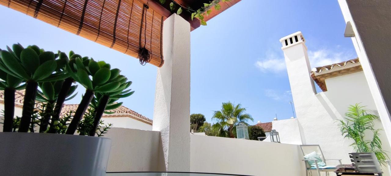 Apartamento Precioso Ático en Playa con Piscina Estepona Exterior foto