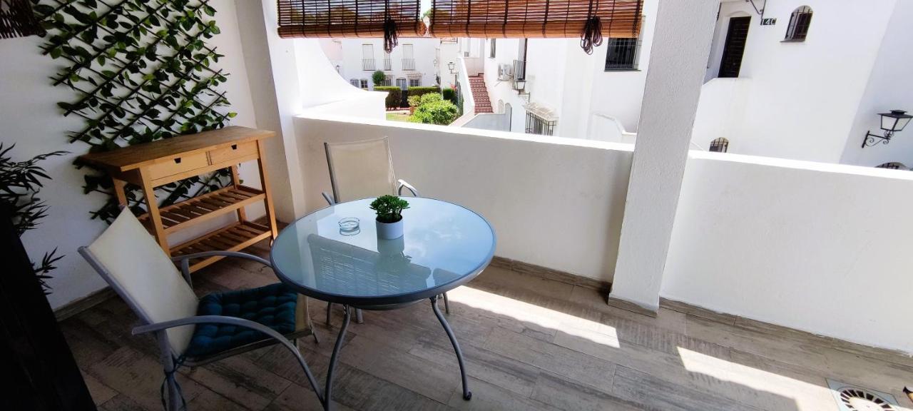 Apartamento Precioso Ático en Playa con Piscina Estepona Exterior foto